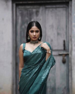 Pranali Ghogare Instagram - Dazzling वातावरण ✨