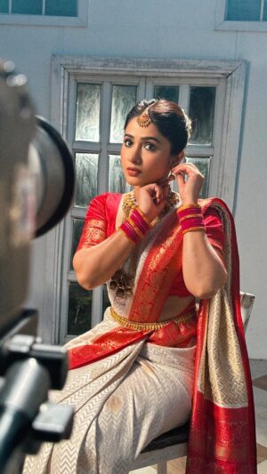 Pranali Ghogare Instagram - Nusta paisa.