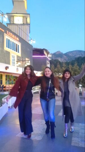 Preeti Singh Instagram - "Having strong women as friends is the biggest blessing. Cheers to us! 🥂 #happywomensday womenday

#reelitfeelit happywomensday 
#womensday #internationalwomensday #women #womenempowerment #womensupportingwomen #iwd #happywomensday #womenpower #march #love #womeninbusiness #girlpower #woman #strongwomen #womenempoweringwomen