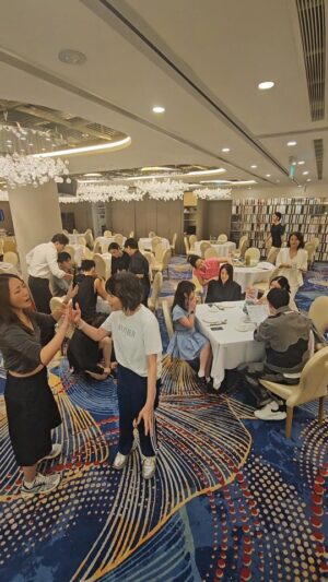 Priscelia Chan Instagram - Meet the cast of #emeraldhill 
Who did you spot 👀