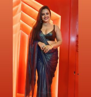 Priya Gamre Instagram - Saree love ❤️ 
#priyagamre