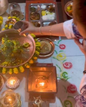 Priya Raina Instagram - Herath Poshte : Happy Mahashivratri to each one of you ☺️🙏🌼🔱

Vatukh Pooza: Two Kalash that symbolise Lord Shiva & Maa Parvati along with Ganpati Bappa, Kartikeya, Bhairavas & Ganas are filled with water and walnuts.
MahaShivratri also called Herath in #kashmiri is the king of our festivals. It is believed that every kashmiri girl is incarnation of Parvati and is married to Shiva (incarnation). On Herath (which symbolises the wedding of ‘Shiv-Shakti’ ) we also celebrate all the weddings and pray for divine blessings to stay protected till eternity.

Thank you @urzuv_kashmir @vatsalahali for sending this beautiful #kashmiripheran 🌸
& i absolutely adore this beautiful piece of #Dejhor you have sent me @ratika.kaul 💛

#kashmiripandits #HappyMahaShivratri #herathmubarak #vatukh