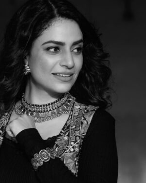 Priya Raina Instagram - हैप्पी दशेहरा 🌼💥🤩

रावण जलाओ 🔥 खाओ पियो मौज मनाओ 🥳🙌

📸 @ankitwadhwaphotography
