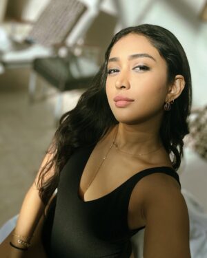 Priyamvada Kant Instagram - 🖤🎬