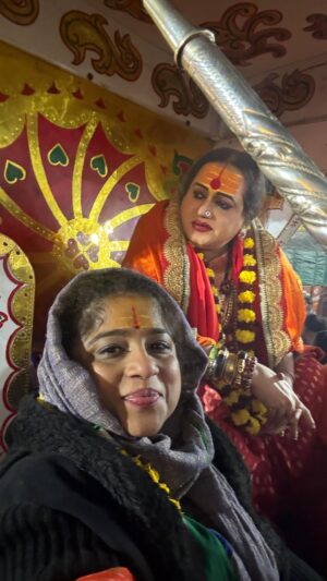 RJ Malishka Instagram - Mahakumbh jaayein ki nahi? If that’s the question you have then Acharya Mahamandaleshwar @laxminarayan_tripathi has an invitation and a wish.
Side note : it’s 5 am on Basant Panchami morning and I’m so thrilled, awestruck and grateful to be a part of not only the largest festival on the planet  in our country,  but also to be part of the celebrations of the Kinnar Akhada  in such a huge way (i.e in the Main Rath) as a Guest of Laxmi Maa. The things I have witnessed and experienced are almost inexplicable but… you know I will ah e the words for it. Soon. Truly blessed. More stories soon. #mahakumbh2025 #kinnarakhada #laxminarayantripathi #mumbaikirani