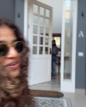 RJ Malishka Instagram - The Goa I love looks like this.
What a super start to the New Year. I wish you this same Goa of peace, culture, Susegaad, real hidden gems,great quality and even better friends to celebrate with. Amen.Happy New Year, folks. May it be like Goa this year. Fewer tourists, more friends ❤️