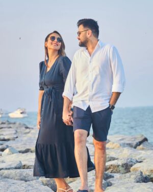 Rabab Hashim Instagram - 3 years down. Forever to go! 💫

Happy Anniversary @sohaibshamshad ❤️
