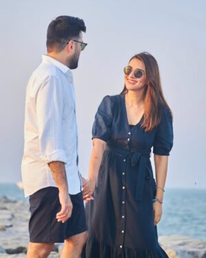 Rabab Hashim Instagram - 3 years down. Forever to go! 💫

Happy Anniversary @sohaibshamshad ❤️