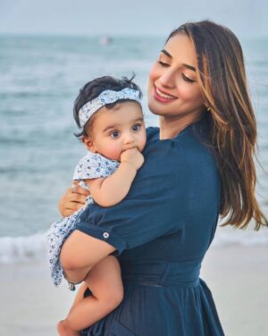 Rabab Hashim Instagram - This little munchkin is halfway to 1! ❤️
And we've had 6 beautiful months of absolute joy and gratitude MashaAllah 💫

#halfwaytoone
