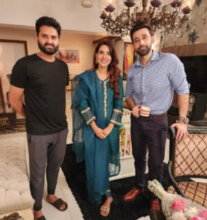 Rabab Hashim Instagram - And it's a wrap for Duriya in Tinke ka Sahara! 
A big big thank you to two of my favorite people on set @sami_khan.official and @zeeeshaan_ahmed our director for always being so supportive! Thank you to the rest of the amazing team, cast and crew and to you guys for watching and loving the show 😊

@aytoorofficial you were missed! But see you real soon ❤️

👗 @azureofficial.pk

@moomal_productions_official 
@humtvpakistanofficial 
#TinkayKaSahara #RababHashim