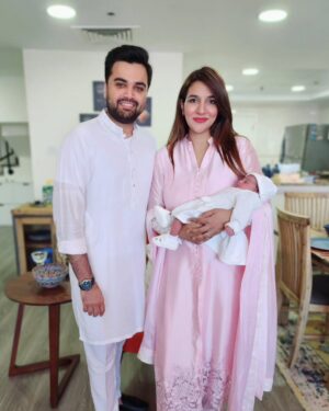 Rabab Hashim Instagram - Eid Mubarak to you all! ❤️

👗 @pehrwaas 🌸

#eid2023