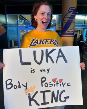 Rachel Bloom Instagram - Being married to a straight man for 10 years has finally rubbed off on me #lakers
