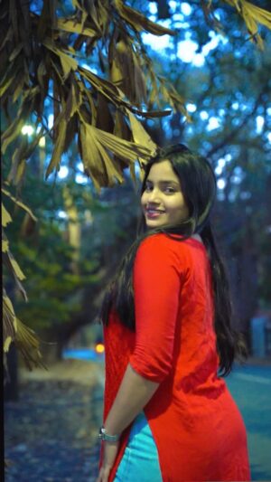 Rajeshwari Kharat Instagram - Phir bhi ho gaya unse pyar 🌸🧿