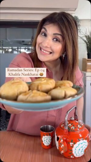 Rakhee Vaswani Instagram - Ramadan Series: Ep 04 😍Indulge in the heavenly melt-in-your-mouth magic of Khalifa Nankhatai this Ramadan! 🍪✨ Buttery, aromatic, and irresistibly delicious—every bite is pure nostalgia💕

Comment ‘❤️’ For Recipe.

(Nankhatai, ramadan series, ramadan, ramadan recipe, khalifa nankhatai)

#chefrakheevaswani #palateculinaryacademy
#palateculinarystudio #ramadan #ramadanseries #food #trending #fyp #reels #trendingreels #viral