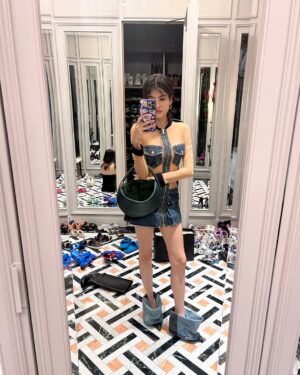 Rasri Balenciaga Instagram - Blame it on december 🤭