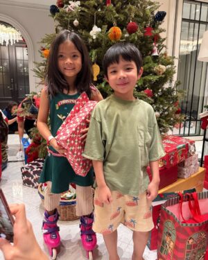 Rasri Balenciaga Instagram - This is why i love December🎄