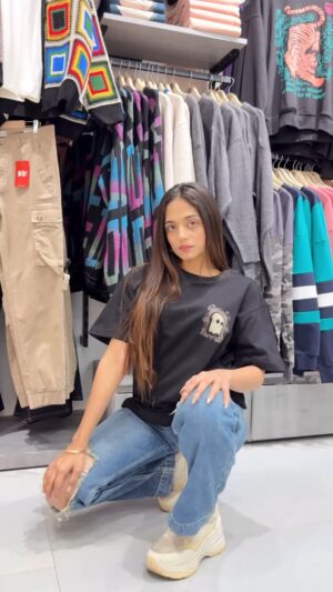 Ravina tekwani Instagram - Shopping, Games, Fun and Food ❤️ you name it @swagat_holiday_mall has it ✨
.
.
.
.
#shopping #ahmedabad #ahmedabadshopping #ahmedabadinfluencer #fashioninfluencer