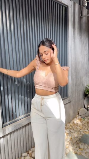 Ravina tekwani Instagram - LOVED the collection! @oneway.women has all you want ladies 🫶🏻 from beach wear to party wear! 
.

. OneWay, Sargam Marg, opp. Upper crust cafe, near Advait Complex, Vastrapur, Ahmedabad
.
.
.
#fashionblogger #ahmedabadblogger #ootdfashion #grwm #summerfashion #summervibes summer fashion, fashion, new store, summer collection, ahmedabad fashion