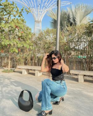Ravina tekwani Instagram - Cool enough ki aur koshish karu? 

Use my code 15FTINF for 15% off 🩵

Products: 
🔎Contrast Seam Black Top
SKU: FKE13341-XS

🔎TINTED DISTRESSED STRAIGHT PANTS
SKU: FKE15707-26
.
.
.
.
.
Trending reels , outfits, fashion outfits, #trendingreels #ootd ootd