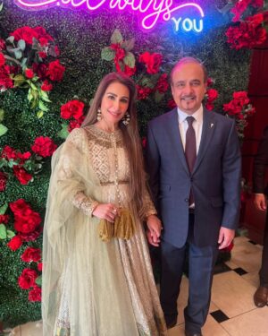 Reema Khan Instagram - Life becomes beautiful when we focus on the moments that fill our hearts with love, gratitude, and joy, for it is in those moments that we truly live❤️❤️🧿 
@theworldofhsy 
#allhamdulillah 
#happyday 
#blessings 
#🙏