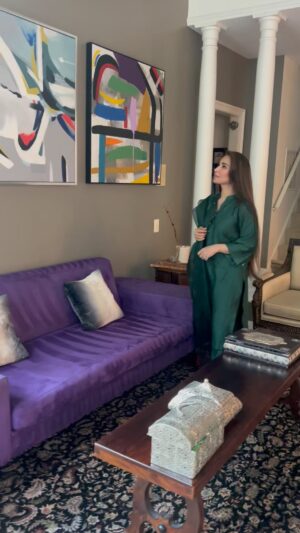 Reema Khan Instagram - Let the beauty of today inspire you to create something amazing😊
Today is a perfect day to start living your dreams🙏
The world is full of beauty when your heart is full of love💕 
Take time to appreciate the simple pleasures of a beautiful day👈