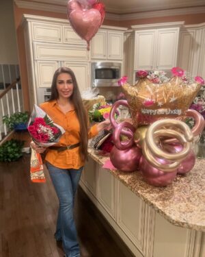Reema Khan Instagram - THANK YOU FOR MAKING MY BIRTHDAY SO SPECIAL 🎂💕

#birthdaycelebration 
#september30 
#libra