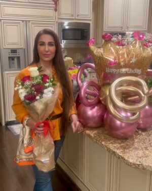 Reema Khan Instagram - Thank you thank you thank you everyone for all the love , respect and beautiful wishes on my birthday 🎂 I’m totally indebted 🙏💕 
#birthday 
#september 
#30th 
#thankyou