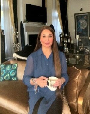 Reema Khan Instagram - For more assistance contact to @powereagles_officials @beenishabubakr

She is a Middle East & Pakistan's Top Earner & Coach from UAE.

Fill the form in her Bio and her team will contact! 

#powereaglesofficial #beenishabubakr