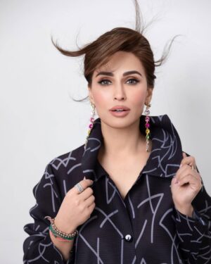 Reema Khan Instagram - Creativity is a wild mind and disciplined eye. Great photography is about depth feeling not depth of field. @khawarriazofficial is a magician in his department. His photos are  stunning. I love the way he captures the lights and the colors. He has a great eye for details. I’m really impressed by his technical skills. 
@khawarriazofficial 
#newphotoshoot 
#stylewithgrace 
@lajbylajwanti 
#2023