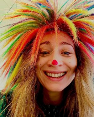 Regina Spektor Instagram - Woooooot! Happy Purim to everyone who is celebrating today! Love and hugs and fun and joy! 🌷✨🌷🌱🥂🌱
