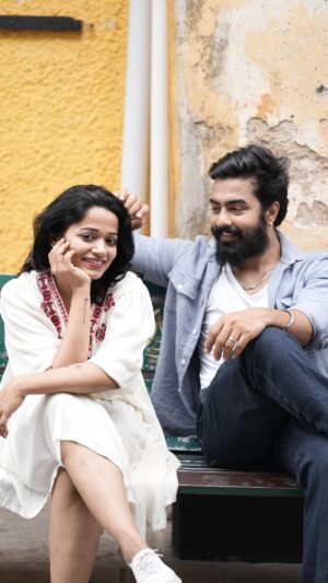 Renjini Kunju Instagram - Currently obsessed with this mesmerizing track, Vazhithunaye from the movie Dragon! Here’s our 
take on this beautiful tune – hope you enjoy the vibe! 
with @abishek_udayakumar_ 

🎥 @mohd_ashique_tk__ 

@pradeep_ranganathan 
@sidsriram_fans_here 
@leon.james
