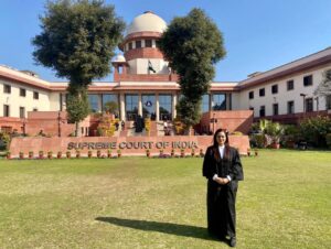 Reshma Rathore Instagram - At the Supreme Court Of India as a part of court proceedings.
“Yato Dharmastato Jayah”
@supremecourt.in 
@supremecourtbarassociation 
#ReshmaRathore #SCBApermanentmember #Judiciary #Indianlaw #Justice #NewDelhi