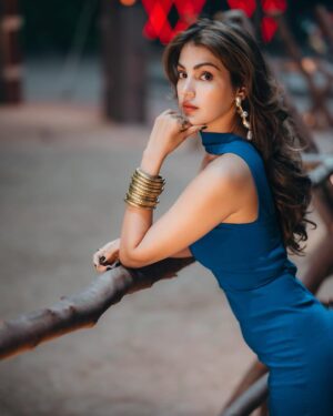 Rhea Chakraborty Instagram - Aaj ke episode ka Aura kaisa laga ?
⚡️✨

#iykyk 
@mtvroadies