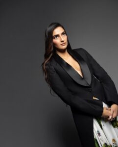Producer Rhea Kapoor HD Photos and Wallpapers March 2025