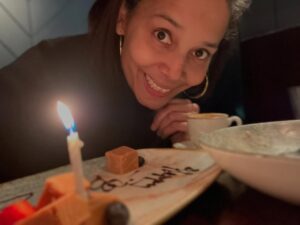 Rhiannon Giddens Instagram - Had a lovely time turning 48 ❤️❤️❤️
