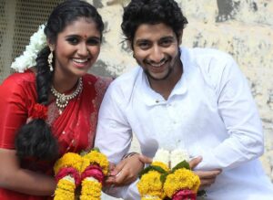 Rinku Rajguru Instagram - सैराट!!! ❤️ 
पिक्चर शूट करतानाचा पूर्ण प्रवासच आमच्यासाठी स्वप्नगत होता, आणि पिक्चर रिलीज झाल्यानंतरचा हा 9 वर्षांचं प्रवास तुम्ही बघतच आलाय. आज 9 वर्षांनी सैराट परत रिलीज होतोय याचा आम्हाला आज खरच खुप आनंद होत आहे. परत मोठ्या स्क्रीनवर आर्ची-परश्या म्हणून तुम्हाला भेटायला येतोय . 
आणि हे शक्य झाल ते फक्त नागराज आण्णामुळे! @nagraj_manjule सैराटमुळे आमच्या आयुष्याला कलाटणी मिळाली, आणि त्याबद्दल आम्ही आण्णांचा कायम ऋणी राहीन. आणि तुम्हा सगळ्यांच्या प्रेमासाठी धन्यवाद !
तुमच्या जवळच्या चित्रपटगृहात जाऊन परत “सैराटमय” व्हायला विसरू नका !!! #sairat #rinkurajguru #akashthosar 
📸 @amit_bhokase