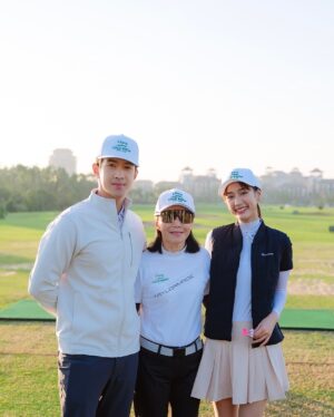 Rinrada Kaewbuasai Instagram - some more pics for you! 💗 ประสบการณ์สุด Exclusive กับการตีกอล์ฟต่างประเทศครั้งแรก แถมเป็นสนามติด Top ระดับโลกด้วย ตื่นเต้นมากๆเลยค่ะ ขอบคุณโค้ช @james_jamesma 🫡 ที่ใจดีช่วยสอนช่วยเตรียมตัว และ my buddyyyyyy พี่มะปราง @alrisaa ที่คอยดูแลตอนออกรอบทริปนี้ด้วยค่า เลิ้บ 🥺💘

ใครเป็นนักกอล์ฟมือสมัครเล่นแบบพาย อย่าลืมติดตามรายละเอียด Chang Cold Brew Cool Clun presents Chang Club Championship 2025 ที่ FB: ChangWorld สำหรับปีหน้านะคะ 
มาสมัครกันเยอะๆ นะคะ!
#ChangColdBrewCoolClub
#ChangClubChampionship2024