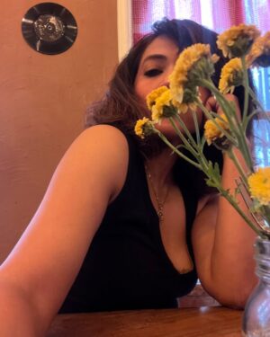 Rituparna Sen Instagram - Wait #yellow #you #afternoon