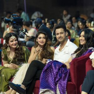 Rituparna Sengupta Instagram - @starjalsha পরিবার অ্যাওয়ার্ড ২০২৫ ...

@yourkoel @totaroychoudhury @tonushree_10 @yashdasgupta @nusratchirps @imdevadhikari @monami_ghosh @kanchanthinksreaal 

🥻 @sanskriti_kolkata
💍 @uzma_m_firoz
💇 @rajat_chakroborty
💄 @makeup.kaushikrajat 
📸 @avi_jit_k 
🔗 @sociallyyours.vs