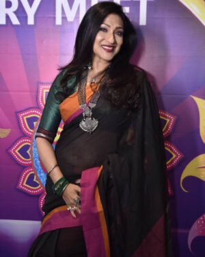 Rituparna Sengupta Instagram - Watch @starjalsha Poribar Award today from 5 PM

@totaroychoudhury @tonushree_10 @nispalsingh