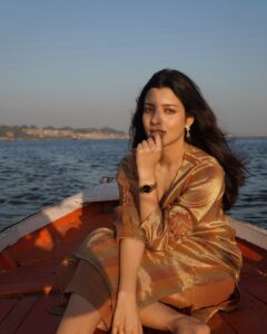 Actress Riya Deepsi HD Photos and Wallpapers February 2025