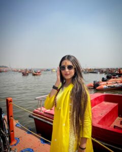 Actress Riya Sharma HD Photos and Wallpapers February 2025