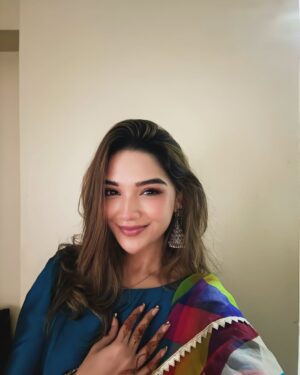 Romaisa Khan Instagram - 🐐 Eid Mubarak