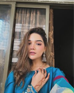 Actress Romaisa Khan HD Photos and Wallpapers June 2024