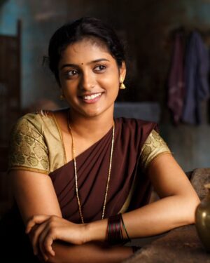 Roopa Koduvayur Instagram - #Bts #yamakaathaghi 
.
.
.

.
..
..
.

.
.

.
.

.

.

.
.
.

.
.
.
.
.
.
.
.
.
.
.
.
.
.

.
.
.
.
.
.
.
.
.
.
.
.

.
..
.
.
.
.
.

#tamil #shooting #stills #sets #nomakeup #nature #potrait #village #filmset #roopakoduvayur
