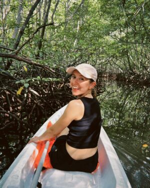 Rose Ayling-Ellis Instagram - Kuala Lumpur > Siargao Island > Nusa Lembongan > Perth 🌴