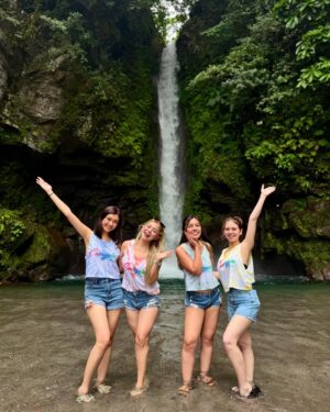 Rose Van Ginkel Instagram - Happy girl are the prettiest 🫶🏻