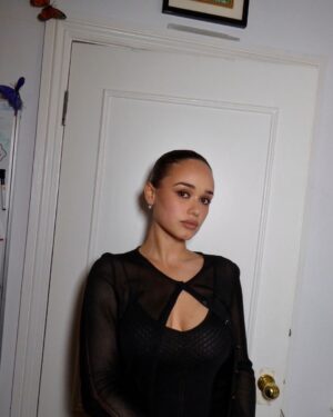 Rose Williams Instagram - 📸💄 @barikhalique !