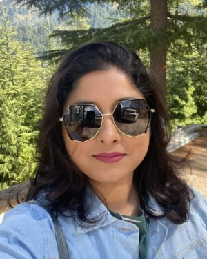 Rudrita Chatterjee Instagram - Hello world! Hope you all are doing amazing! 
#travel #manali #goodnight