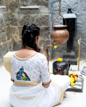 Rutuja Jadhav Instagram - तू ही पूर्ण, तू ही शेष, तू ही शिव, तू ही सर्वश्रेष्ठ !♥️📿☘️